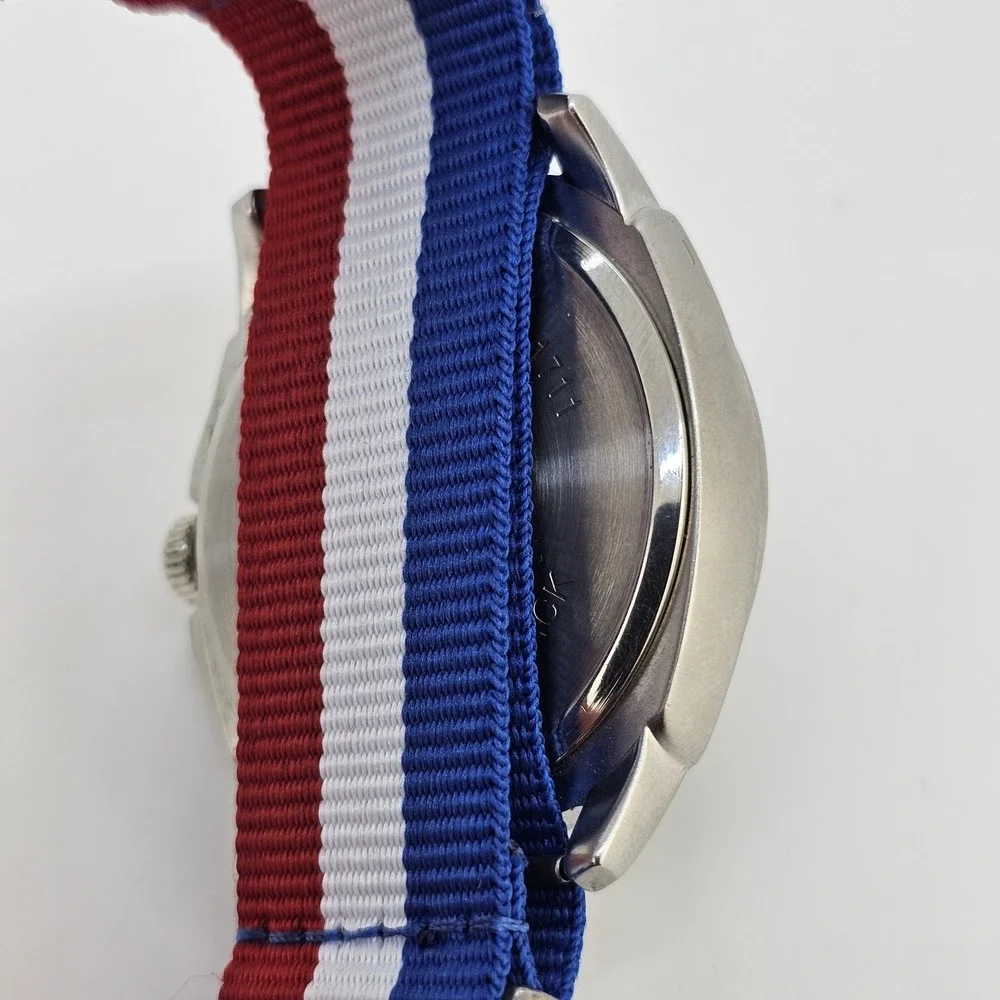 42MM Men's Watch Gray Dial Case New‎ Blue White Red Nylon Band New Battery